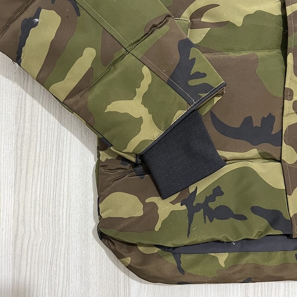 Canada Goose Camo Macmillan Parka Down Jacket - Picture 4 of 12
